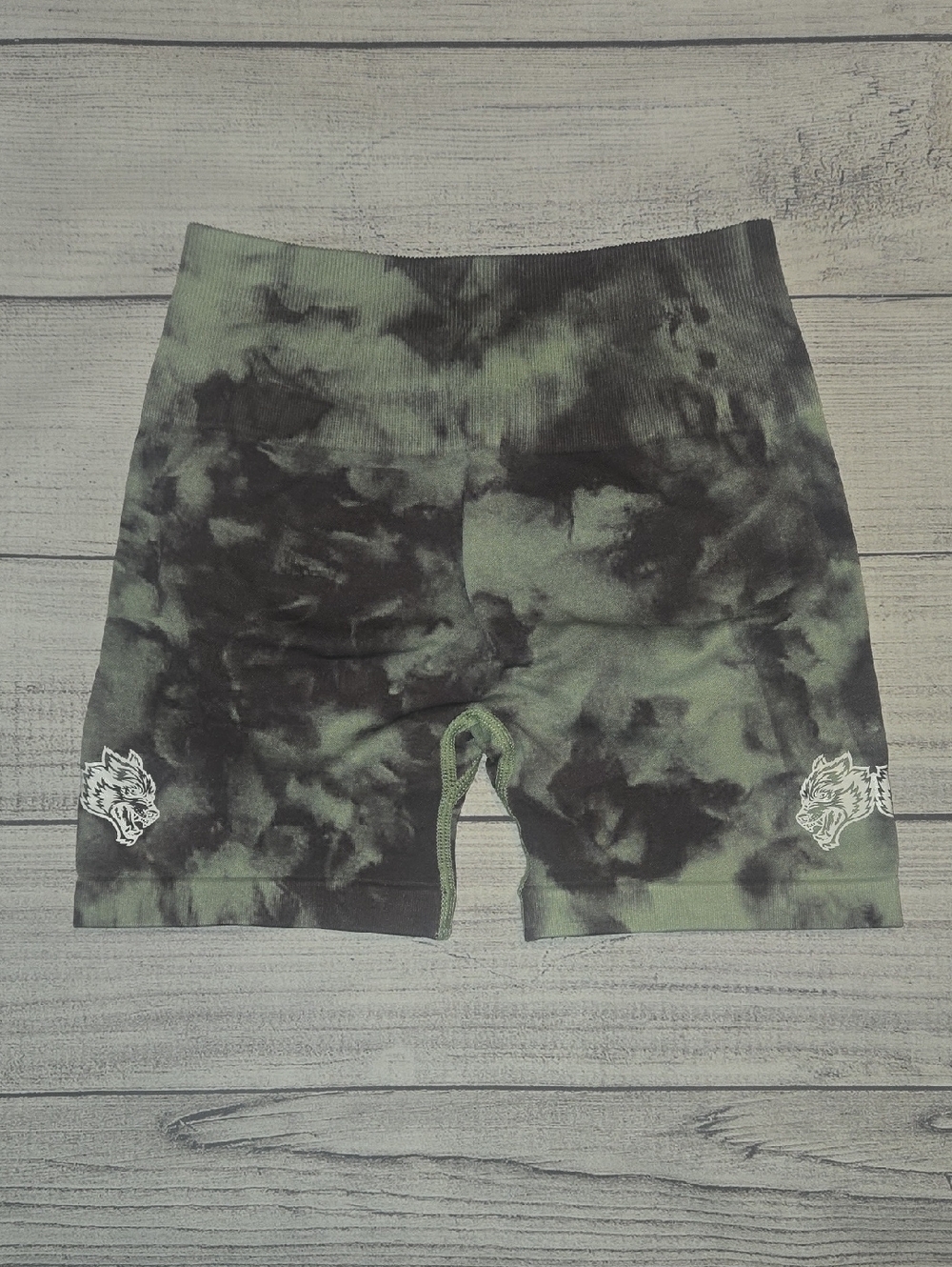 Darc Sport Wolves Forever Everson Seamless Shorts Green Size S NWOT